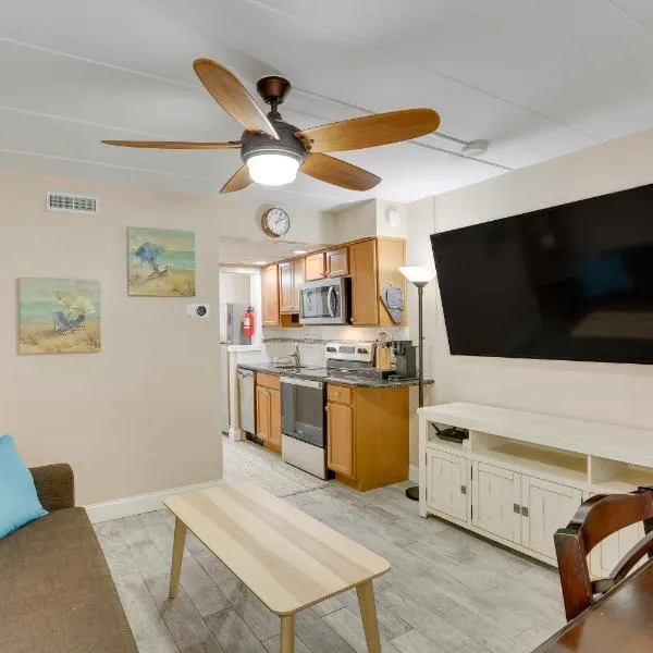 Wildwood Condo with Community Pool Walk to Beach!, hotel in Wildwood