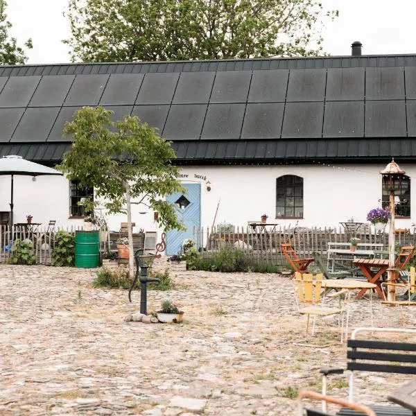 Sköllengården, hotel v destinaci Simrishamn