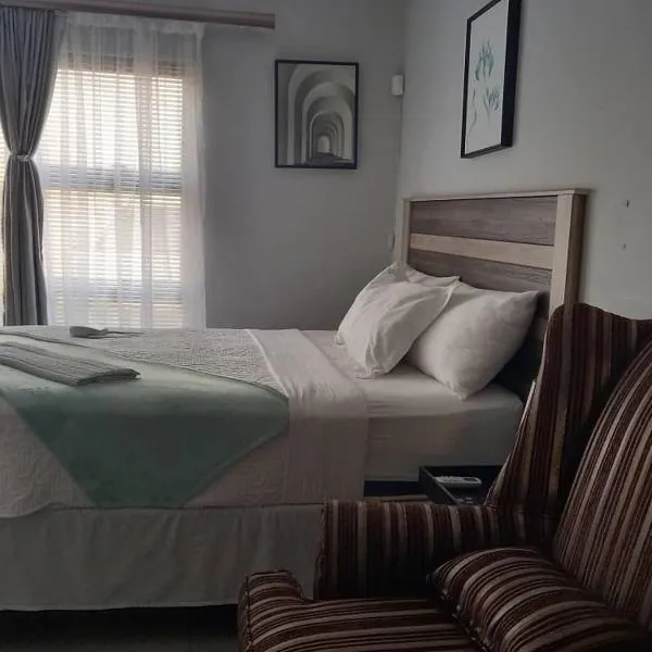 Serene Cottage, hotel di Francistown