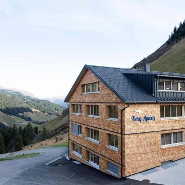 Faschina Apartment - Top 4, hotel in Fontanella