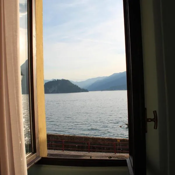 Namaste apartment Fiumelatte-lake view, hotel u gradu Varena