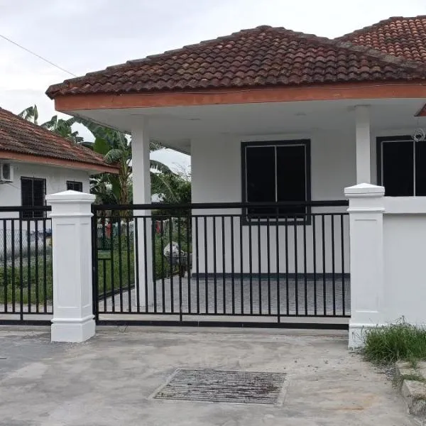 Santai Homestay, hotel em Tuaran