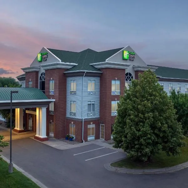 Holiday Inn Express & Suites Superior, an IHG Hotel, hotel in South Range