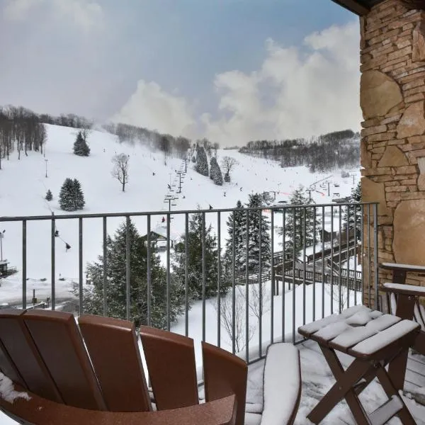 Slopeside Hotel by Seven Springs Resort, hotel in Champion
