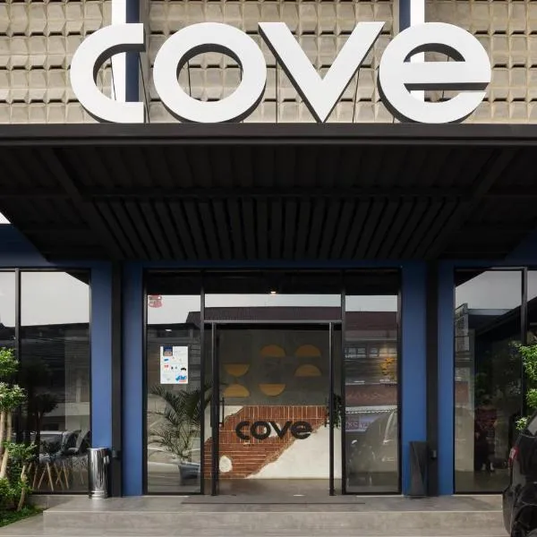 Cove W Suites, hotel in Jakarta