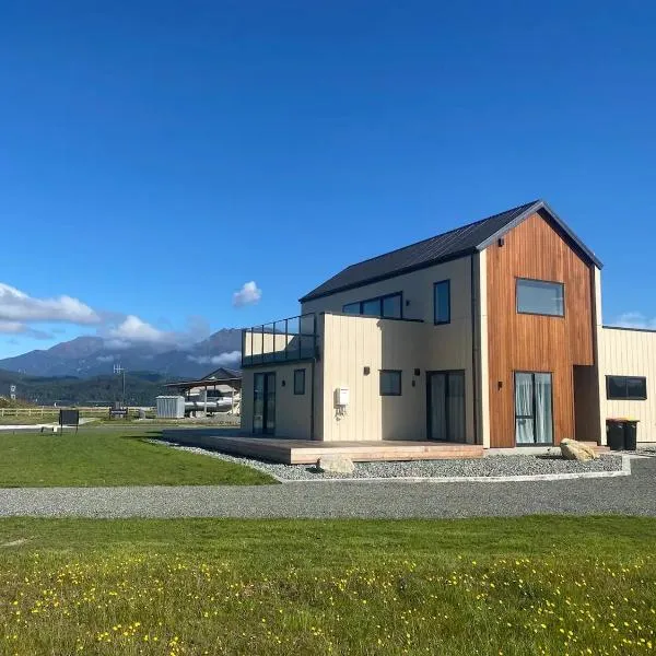 The Little Lake House, hotel din Te Anau Downs