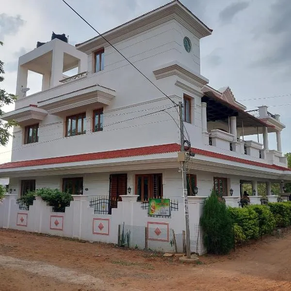 Shri Sai Baba Homestay - EB Colony - Trichy, hotel em Puliyūr