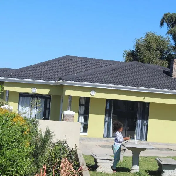 Qunu Heritage Home - Mthatha, hotel in Mthatha