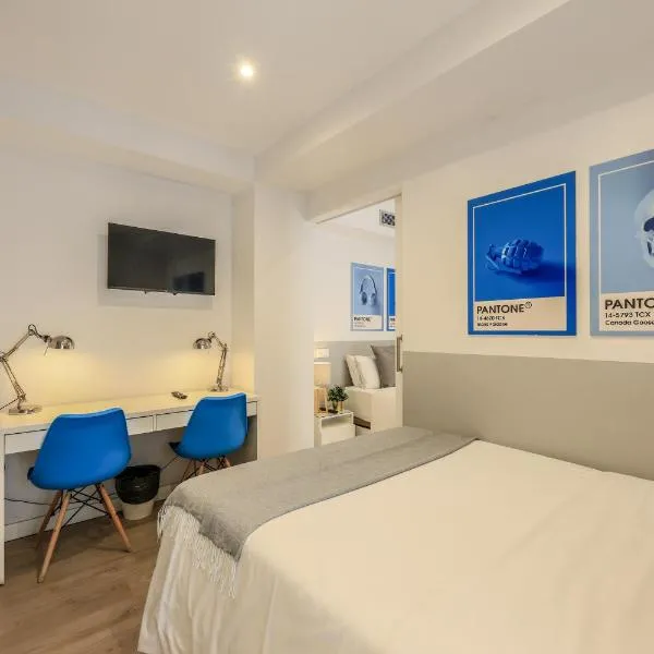 AmazINN Places Blasco de Garay 102, hotel in Madrid