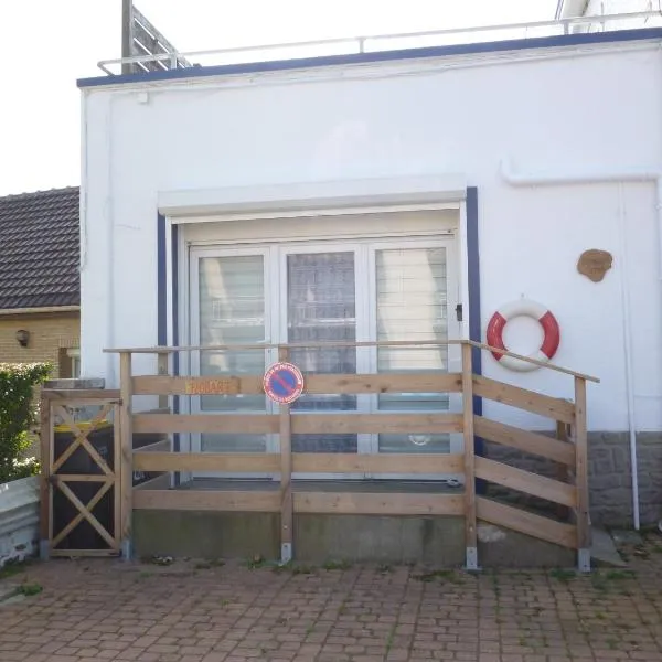 Flobart grand appartement à Sangatte au rdc et à 30 metres de la plage, hotel v destinácii Sangatte