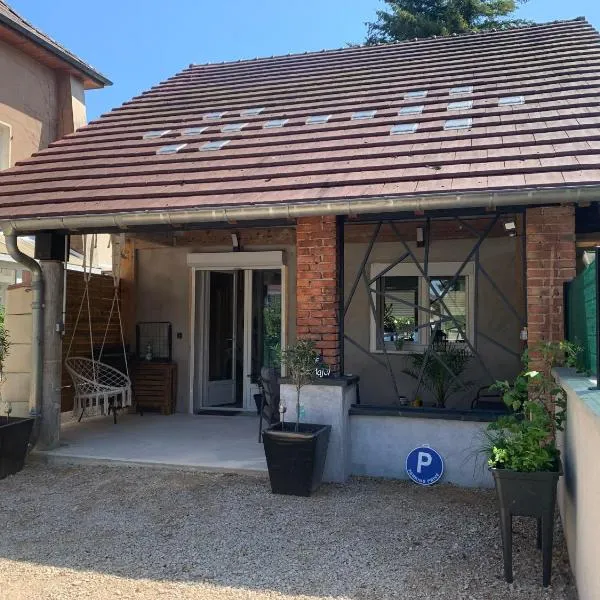 Le Majol, hotel en La Chapelle-sur-Furieuse