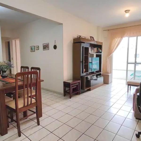 Central apartment 500 m from the beach