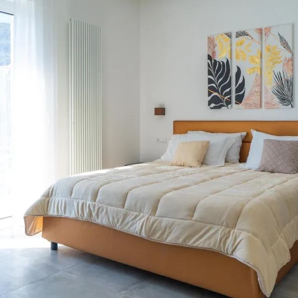 Alloggio nuovissimo al centro e rilassante، فندق في ايسكيا