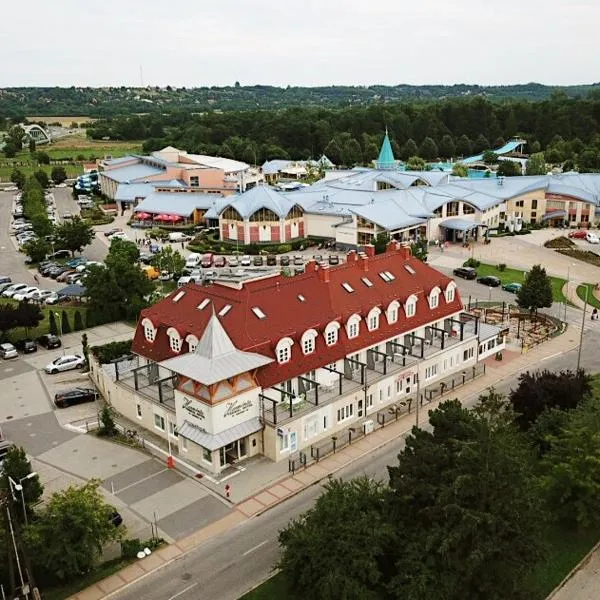 Harmónia Hotel Sárvár, hotel en Sitke