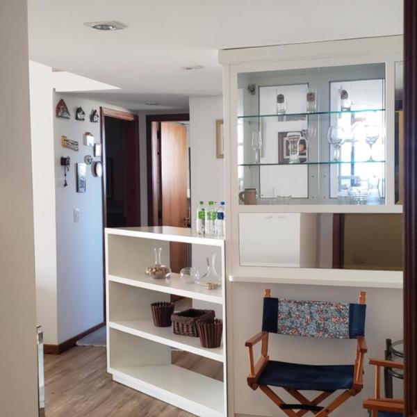 Apartamento a um passo da Rua Torta com WIFI - Foto 4