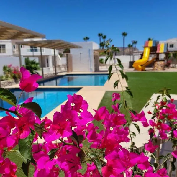 Coral de Cortes - New Beach House, hotel in San Carlos