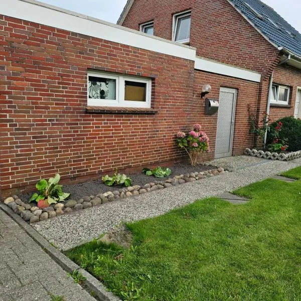 Ferienwohnung Mond&Wasser 1, Hotel in Norden