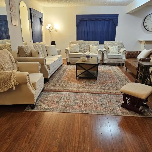 The Farm House, hotel in Sanford