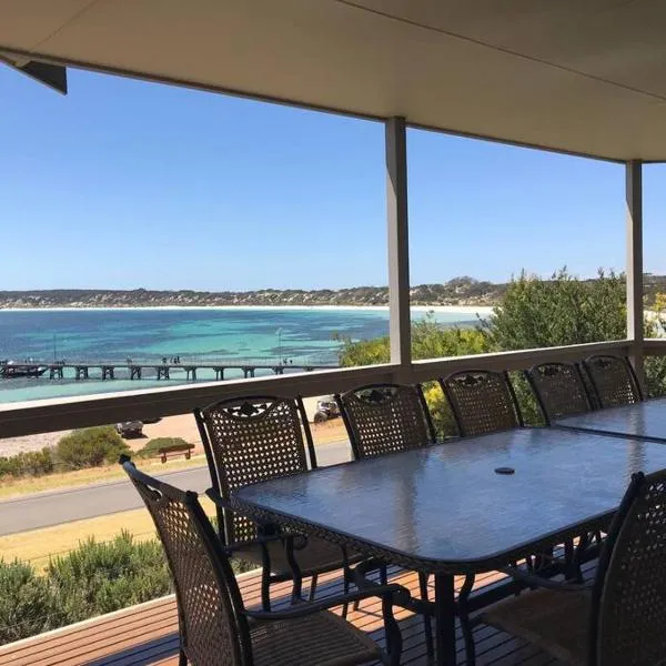 House of the Young - Emu Bay, hotel v destinaci Emu Bay