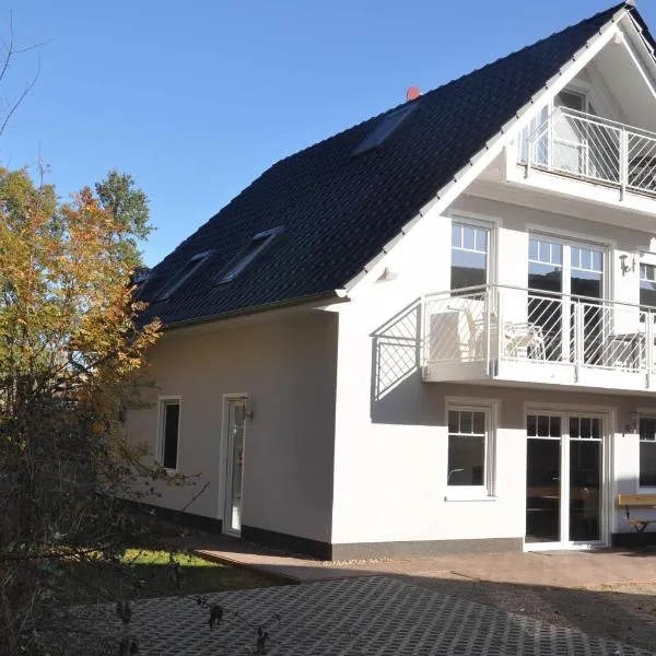 "Ferienwohnungen Appartements - Ferienhaus Müritzglück"，马林费尔德的飯店