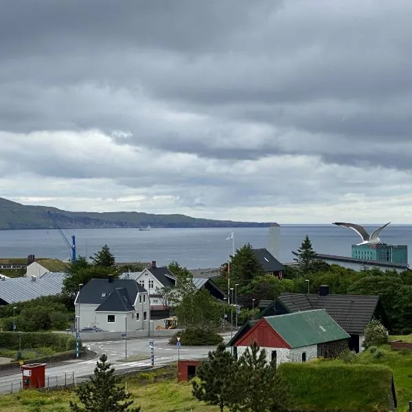 1 Bedroom Home - Private Balcony - Parking On Site, hotel in Tórshavn