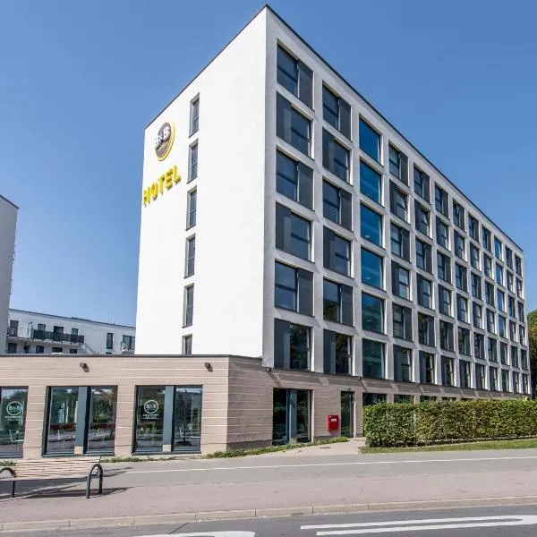 B&B Hotel Neu-Ulm, hotel en Herrlingen