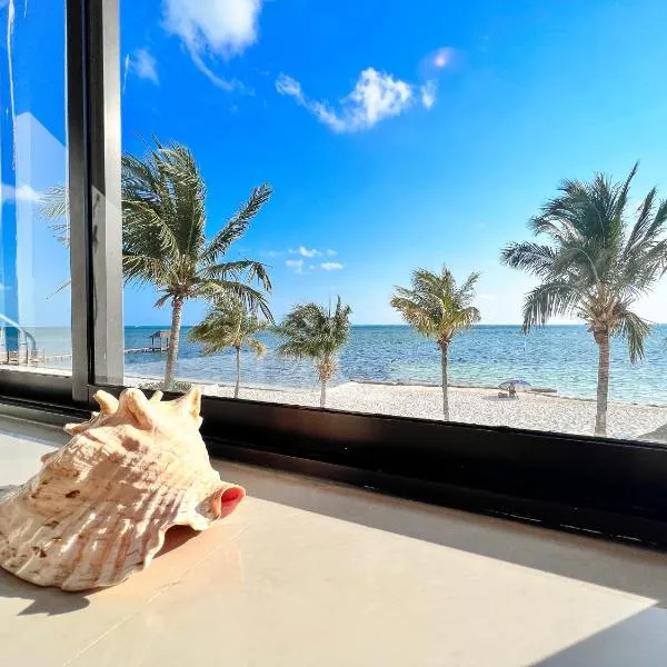 Bello Mar de Cancun, Beautiful 2Br 2Ba Condo overlooking beach spectacular view!, hotel in Cancún
