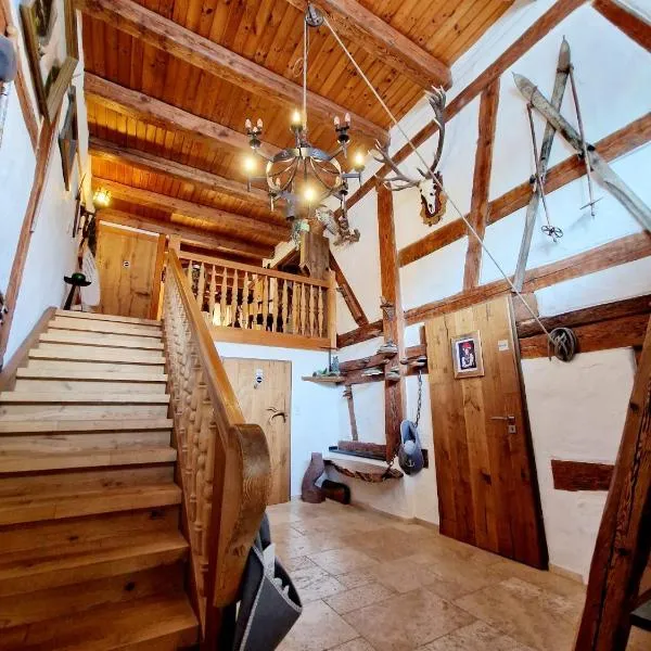 Wood & Stone Lodge 3, hotel di Donaueschingen