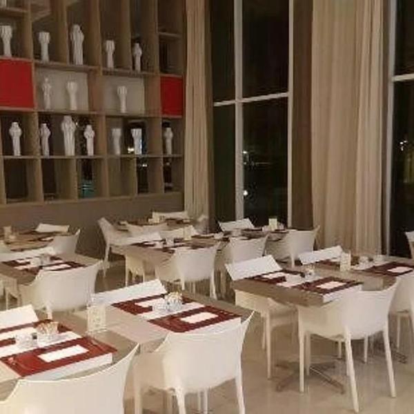 Apê pratico, com wi fi, ar na Nova Barra da Tijuca - Foto 5