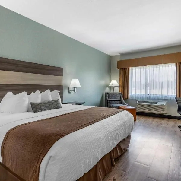 Best Western Plus Victoria Inn & Suites, hotel in Victoria