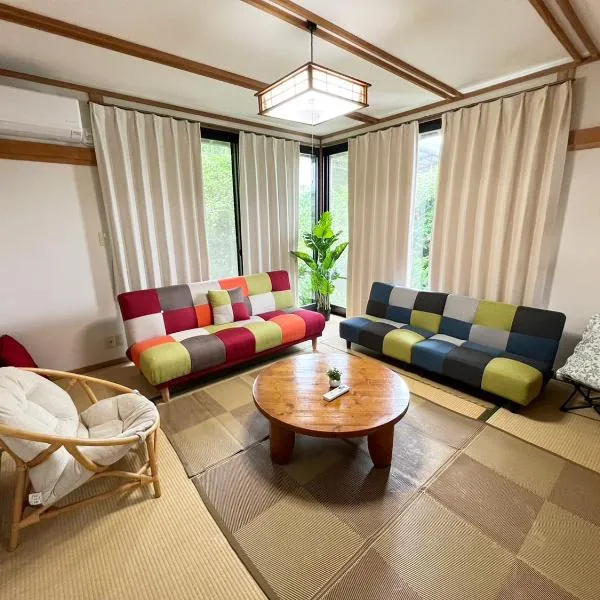 シークレットベースゆふいん, hotel v destinaci Jufu