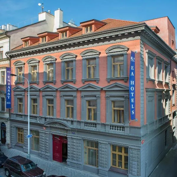 Viesnīca EA Embassy Prague Hotel pilsētā Černý Vŭl