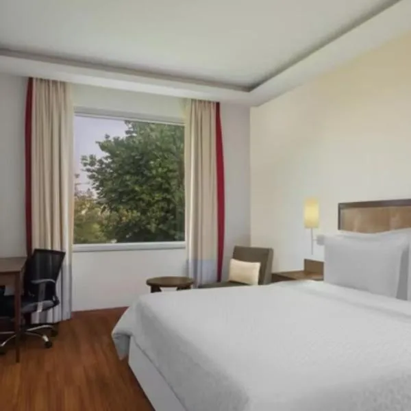 Four Points by Sheraton New Delhi, Airport Highway, Hotel in Neu-Delhi