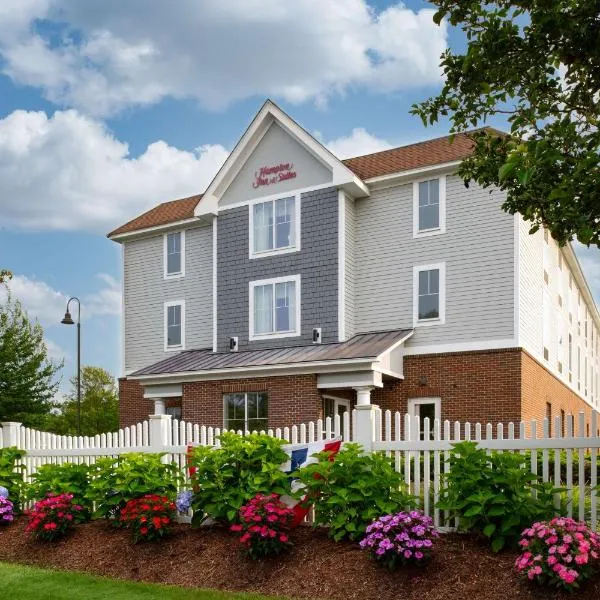 Hampton Inn & Suites - Cape Cod / West Yarmouth, hotel v destinaci West Yarmouth
