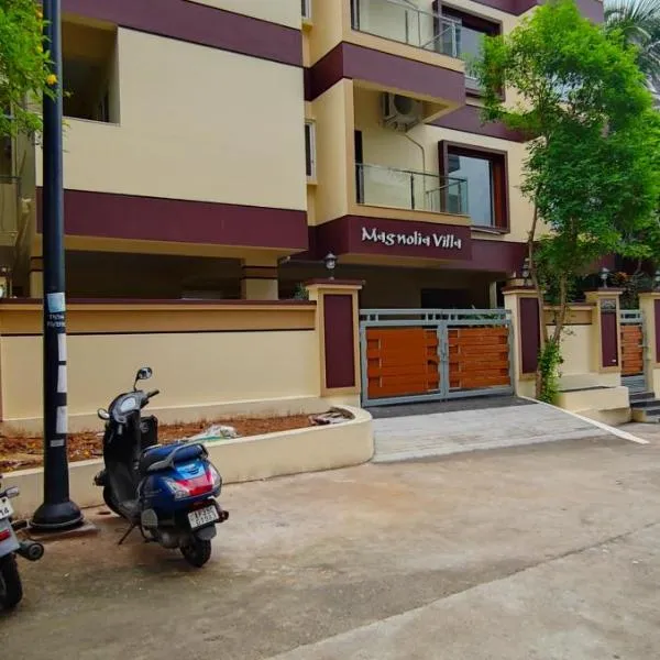 Magnolia Villa Luxury 3 Bedroom Apartments, hotel in Visakhapatnam