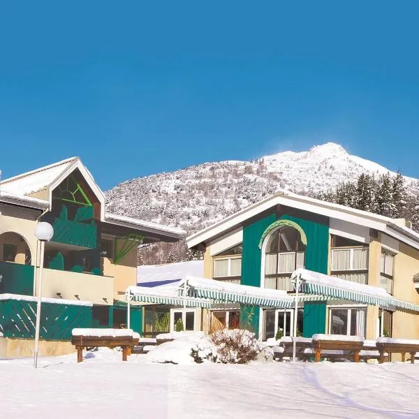 Club Vacances Bleues Les Alpes d'Azur: La Salle Les Alpes şehrinde bir otel