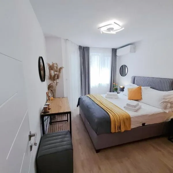 Nova City Apartments, hotel in Varna City