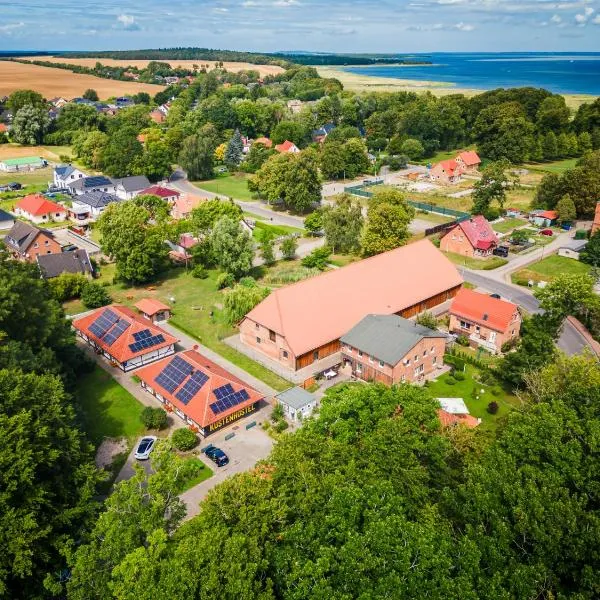 Küstenhostel, hotel in Kinnbackenhagen