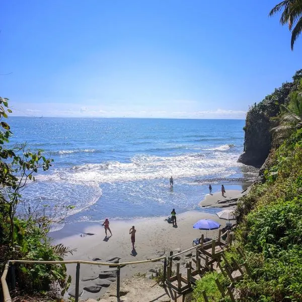 Playa Ladrilleros에 위치한 호텔 Cabaña Playa Ladrilleros