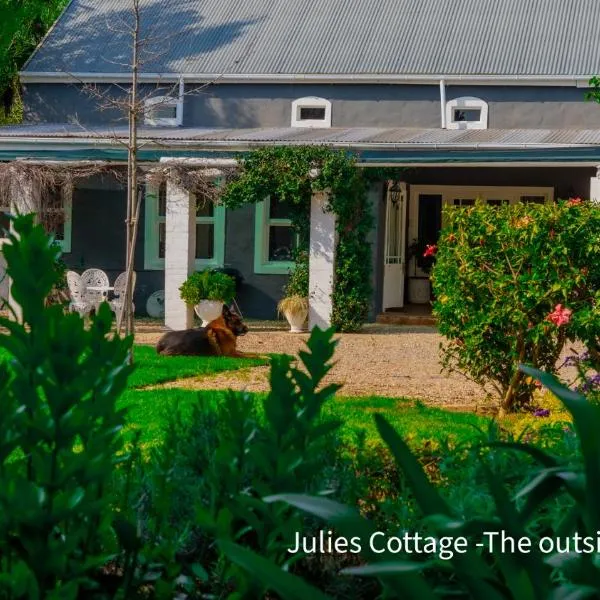 Julie's Cottage, hótel í Riebeek-Kasteel