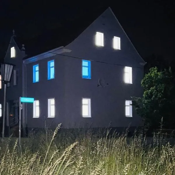 Berzi Ferienwohnung 1 Görlitz, hotel v destinaci Görlitz