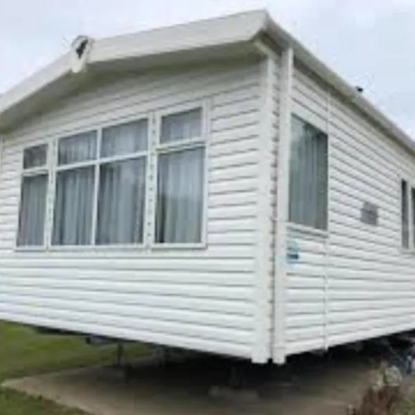 Caravan 4 - Cambrian Coast Caravan Park, hotel v destinaci Borth