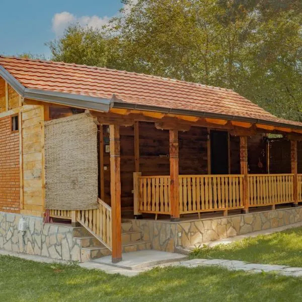 Gruzanski horizonti std1, hotel v destinaci Knić