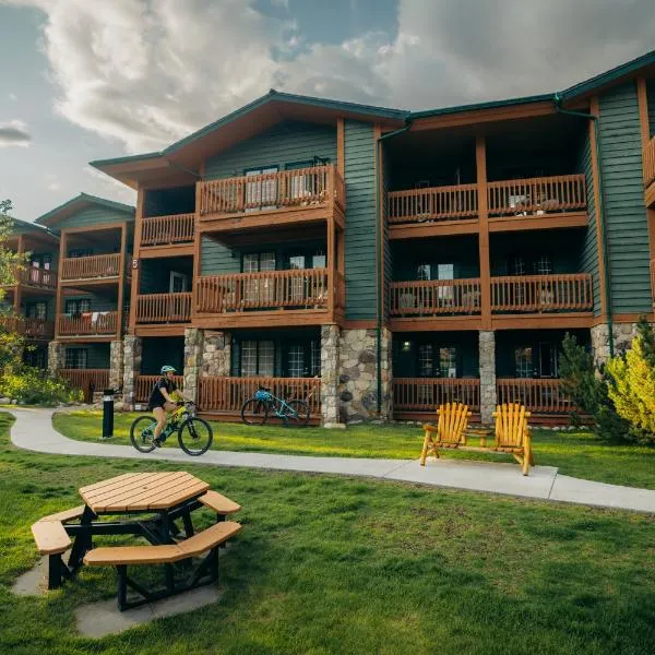 Lake Louise Inn, hotel in Lake Louise