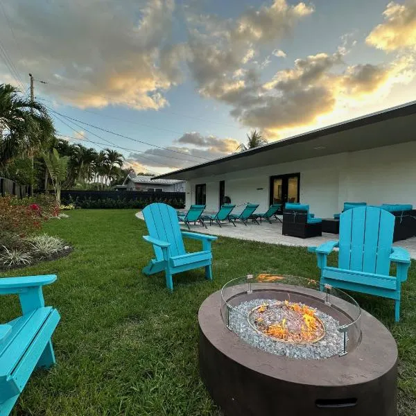 The Sun House - 3 Bed, 2 Bath, Private Pool, Fire Pit, Huge Backyard، فندق في فورت لاودردال