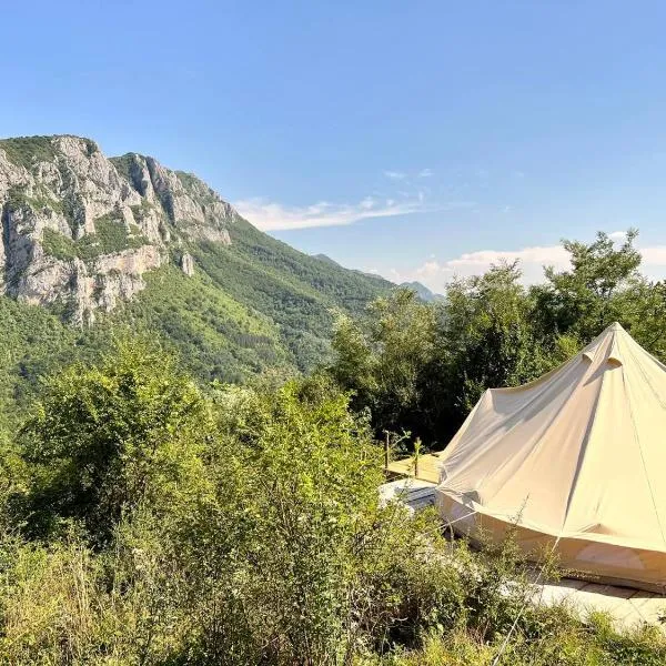 Rosehip camp, hotel in Trnski Odorovci