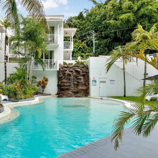 Alassio Poolside Resort - Palm Cove Beachfront Oasis, hotel in Palm Cove