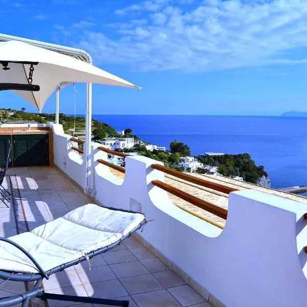 Maridea - La Terrazza, hotel v Ponze