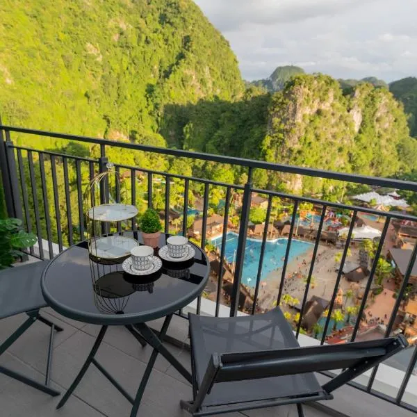 Ipoh Tambun Lost World Sunway Onsen Suite 2R 8Pax Mira Theme Park View, hotel i Ipoh