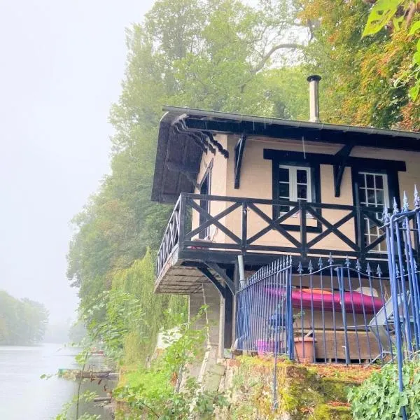 Viesnīca Le chalet bucolique au bord de l'eau pilsētā Olivē